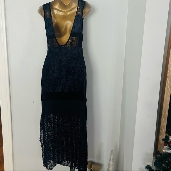 Free People keep in line velvet lace boho whimsygoth fairy romantic maxi dress - Picture 4 of 6